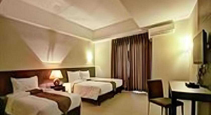 Sequoia Hotel Кесон-Сити Экстерьер фото